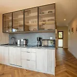 Rentplanet - Park Apartamento