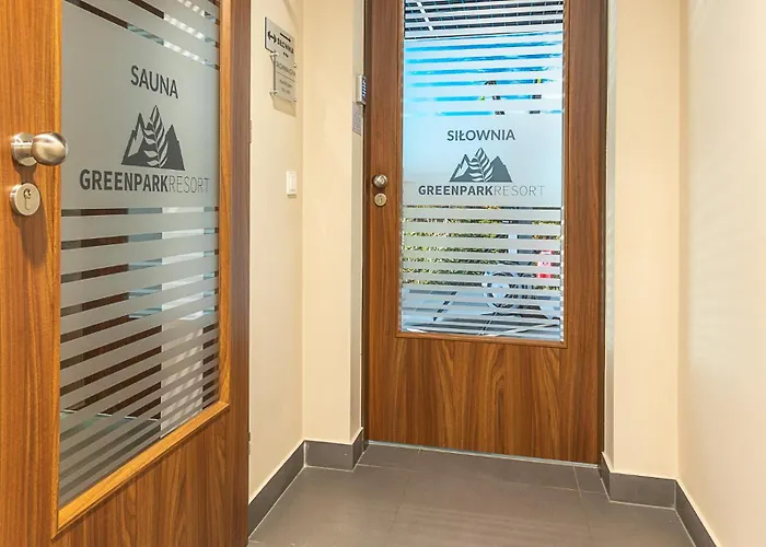 Rentplanet - Park Apartment *