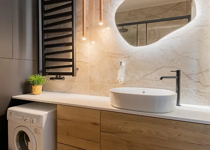 Rentplanet - Park Apartment